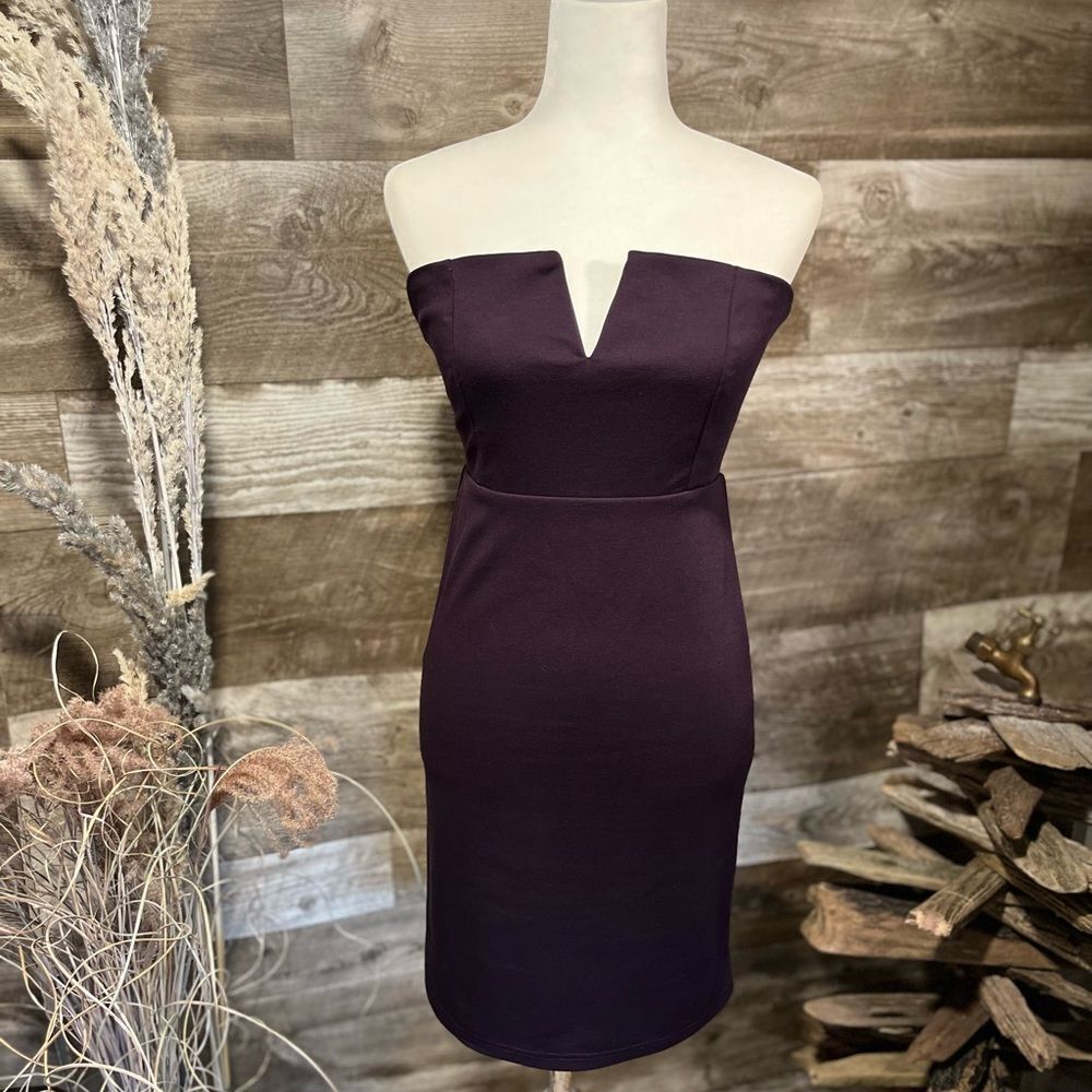 Bishop & Young plum strapless bodycon dress with notched front - M